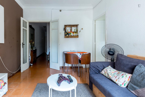 Shiny double bedroom near the Lesseps metro