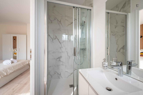 Inviting single ensuite bedroom near Fort d'Issy-les-Moulineaux  - Gallery -  5