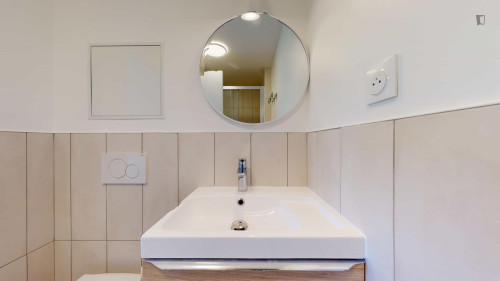 Neat double ensuite bedroom in Cachan  - Gallery -  5