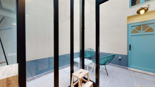 Nice double ensuite bedroom near Parc de l'Hôtel de Ville