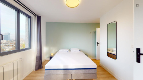Big double ensuite bedroom near Square Robespierre