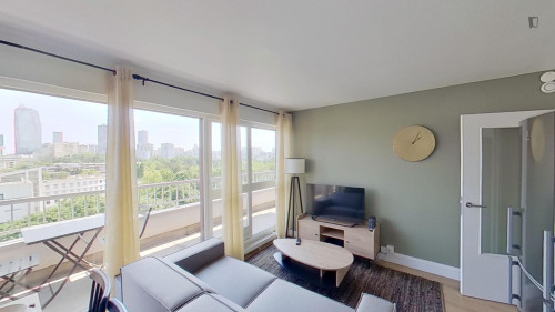 Neat double bedroom near the Nanterre-Préfecture train station  - Gallery -  5