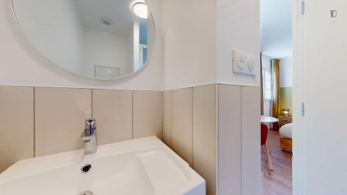 Inviting double ensuite bedroom in Cachan  - Gallery -  5