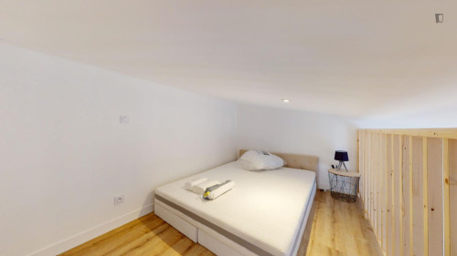Bright double ensuite bedroom near Parc de la Noë Mitrie