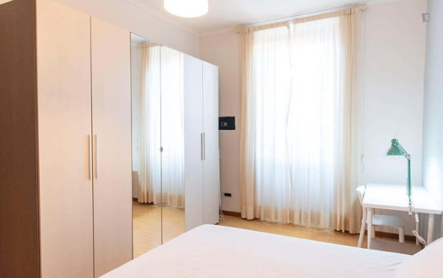 Room in Via Nomentana, Roma with 4 bedrooms