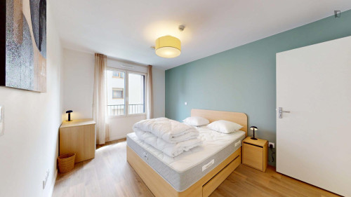 Appealing double bedroom apartment in Asnieres-sur-seine neigbourhood