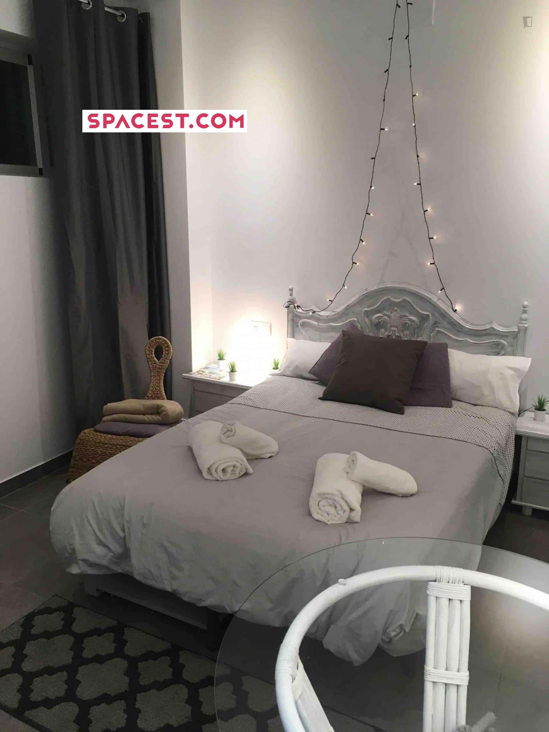 Apartment In Calle Sillería, Granada - 1