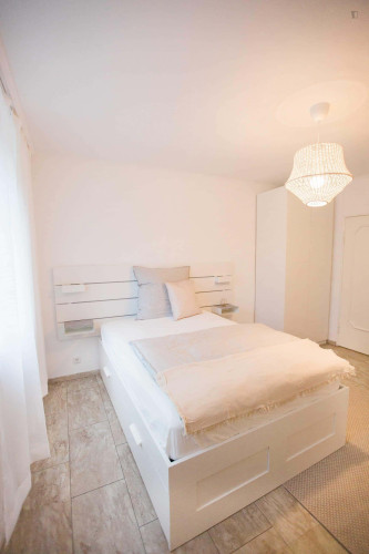 Room in Lübener Weg, Berlin for 86 m² with 3 bedrooms