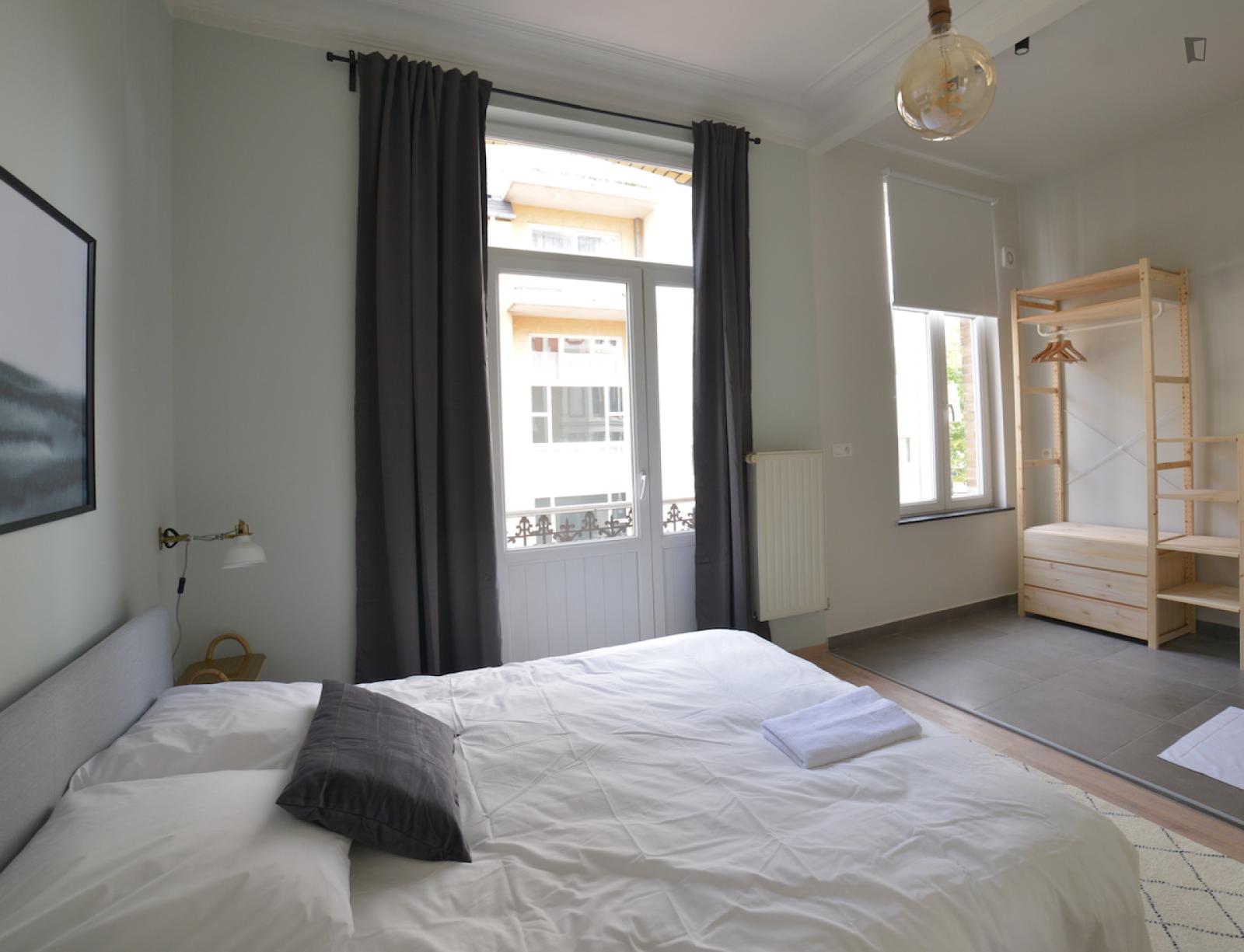  Pleasant Double Bedroom Near Thieffry Metro  -  Pleasant double bedroom near Thieffry metro  - Gallery -  1