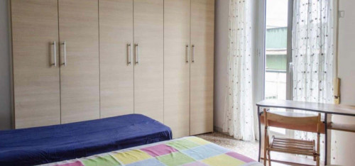 Room in Via Federico Ozanam, Roma for 95 m² with 2 bedrooms