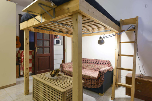 Room in Via dei Campani, Roma for 48 m² with 2 bedrooms