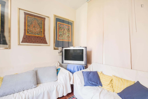 Room in Via Filippo Corridoni, Roma for 140 m² with 4 bedrooms