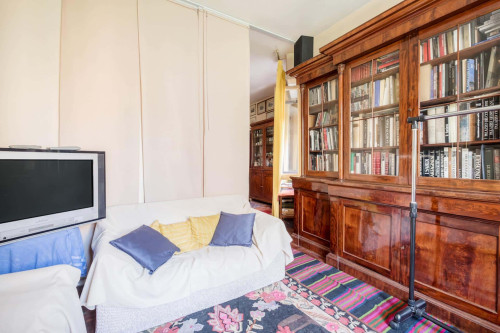 Room in Via Filippo Corridoni, Roma for 140 m² with 4 bedrooms