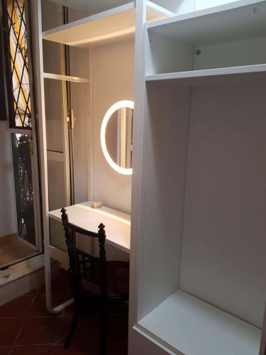 Room in Via Matteo Boiardo, Roma for 110 m² with 6 bedrooms