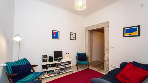 Comfy 2-bedroom flat with a patio, near Escola Superior de Educação Almeida Garrett - Gallery - 24