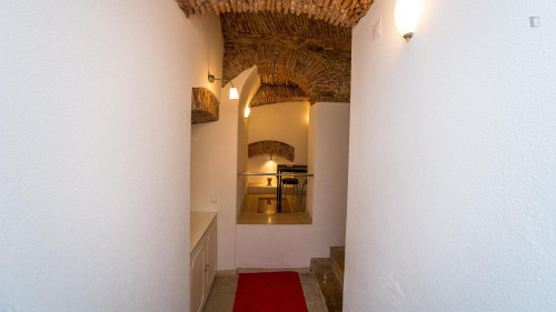 Comfy 2-bedroom flat with a patio, near Escola Superior de Educação Almeida Garrett - Gallery - 5