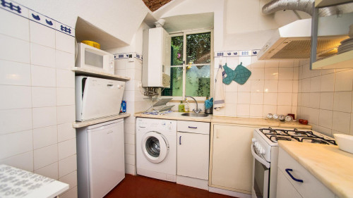 Comfy 2-bedroom flat with a patio, near Escola Superior de Educação Almeida Garrett - Gallery - 22