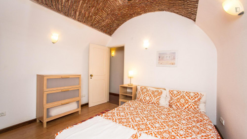 Comfy 2-bedroom flat with a patio, near Escola Superior de Educação Almeida Garrett - Gallery - 16