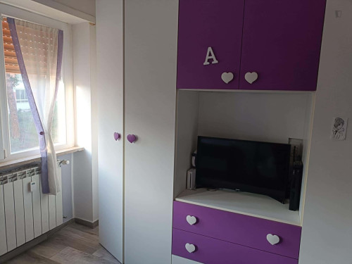 Room in Largo Luigi Antonelli, Roma for 150 m² with 4 bedrooms
