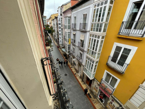 Apartment in Calle de la Puebla, Burgos for 65 m² with 3 bedrooms - Gallery - 12