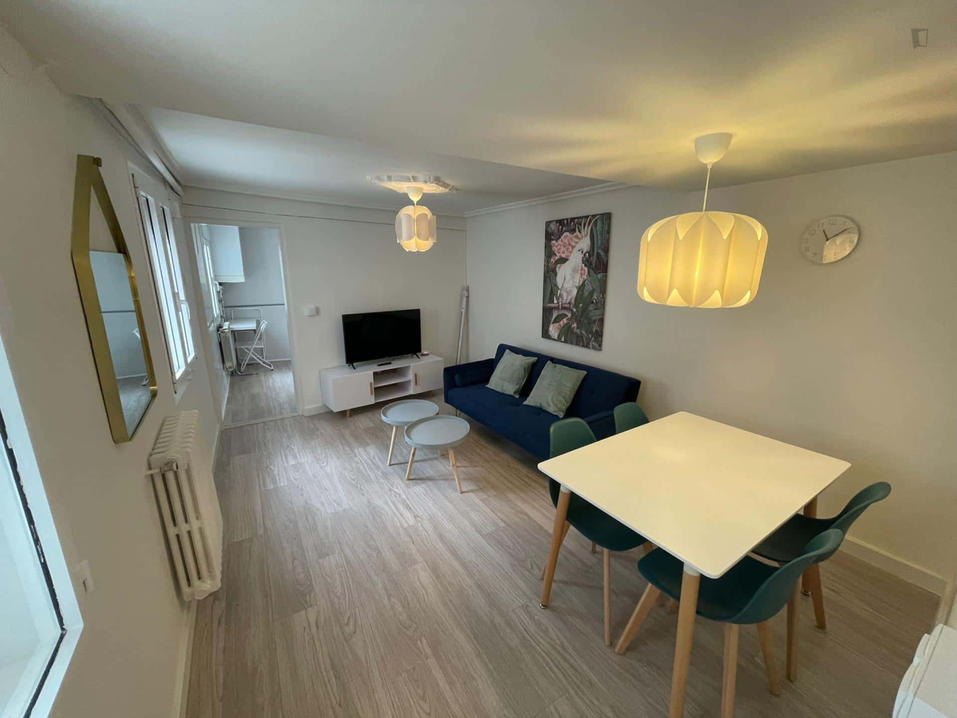  Apartment In Calle De La Puebla, Burgos For 65 M² With 3 Bedrooms  -  Apartment in Calle de la Puebla, Burgos for 65 m² with 3 bedrooms  - Gallery -  1