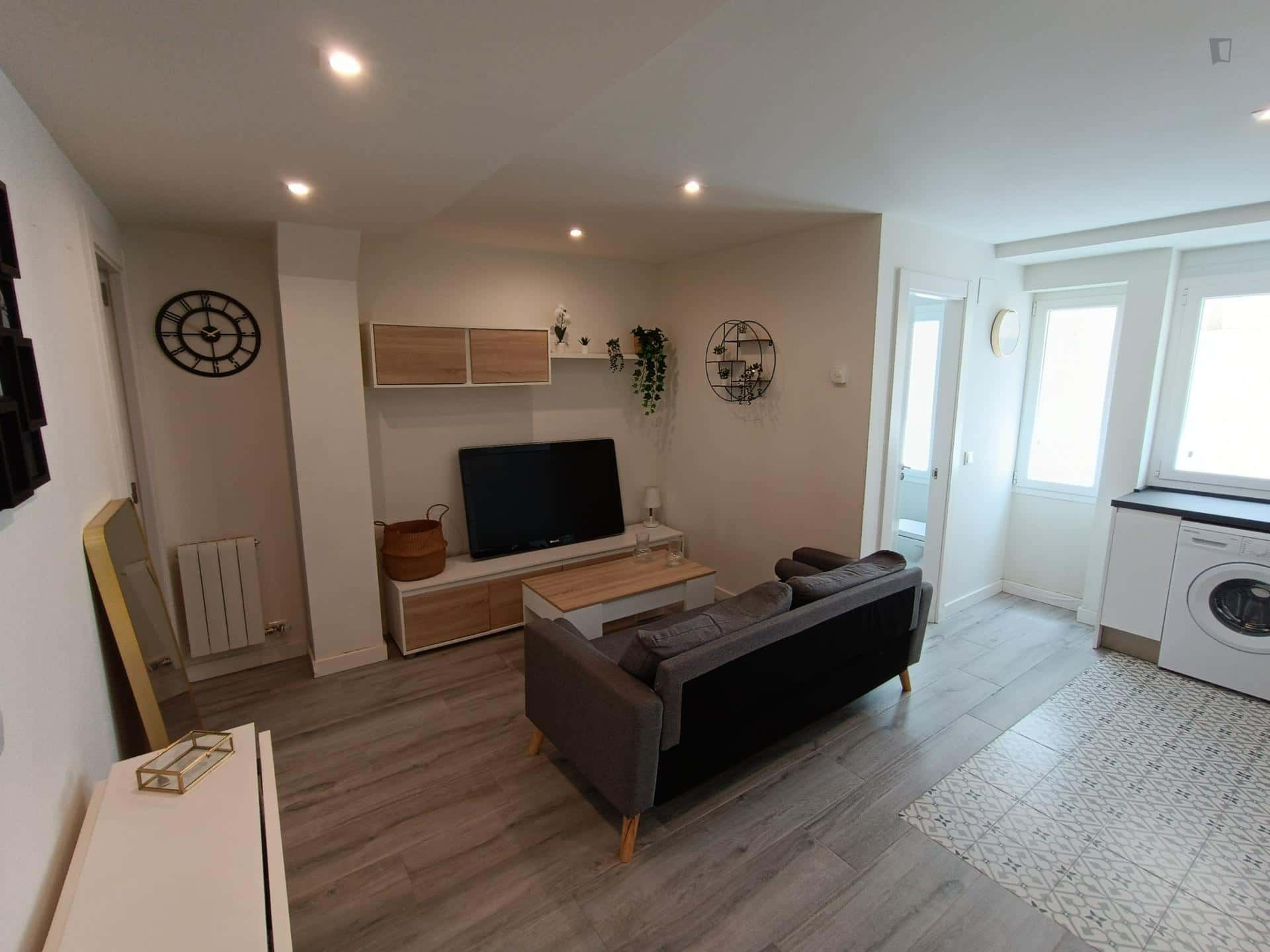  Apartment In Calle Cabestreros, Burgos For 48 M² With 2 Bedrooms  -  Apartment in Calle Cabestreros, Burgos for 48 m² with 2 bedrooms  - Gallery -  1