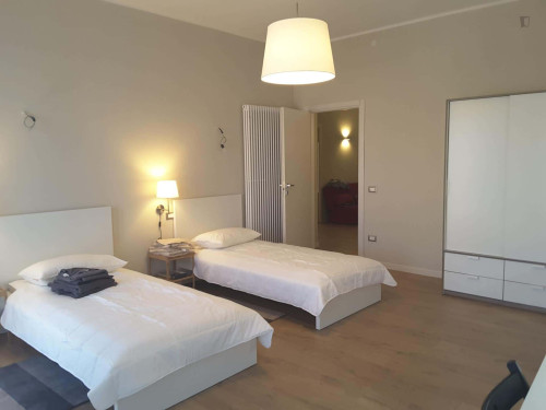 Room in Piazza dei Signori, Padova for 150 m² with 3 bedrooms