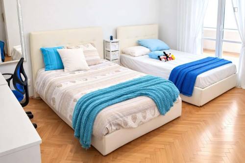 Room in Via Sorio, Padova for 130 m² with 4 bedrooms