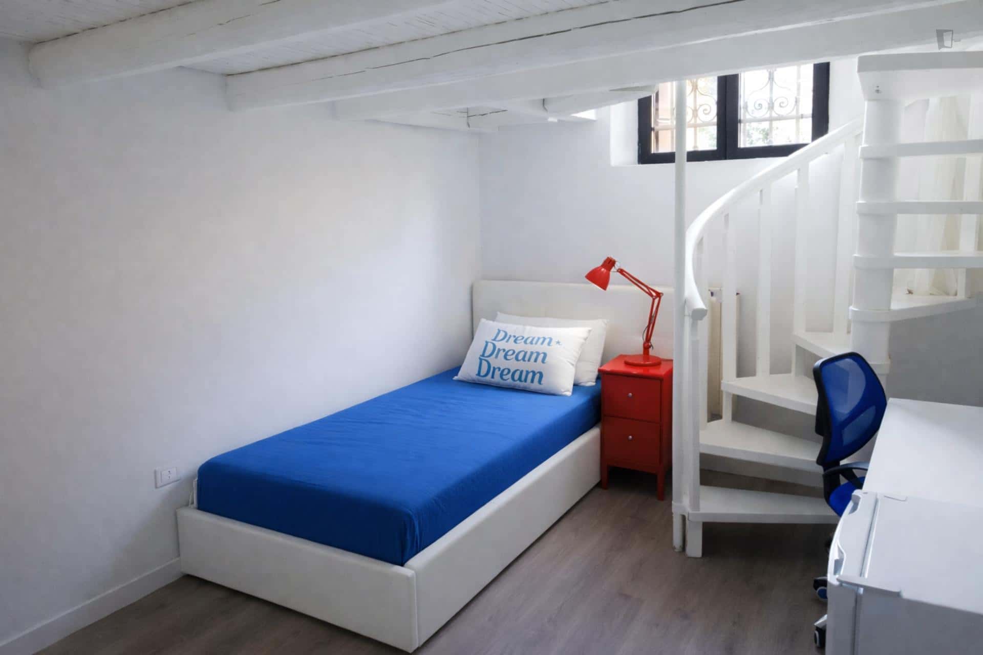  Room In Via Adriatica, Padova For 85 M² With 3 Bedrooms  -  Room in Via Adriatica, Padova for 85 m² with 3 bedrooms  - Gallery -  1