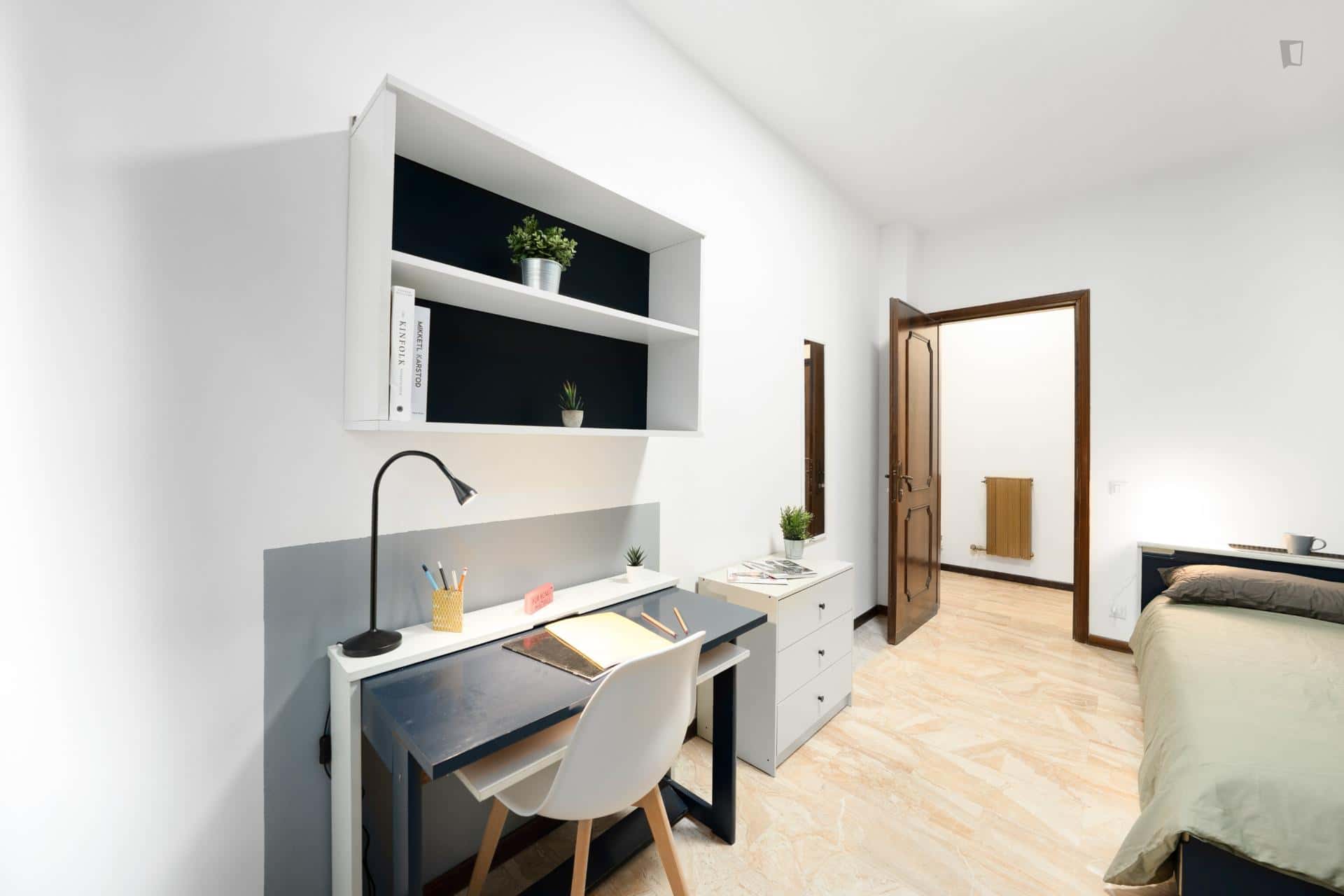  Room In Via Pietro Selvatico, Padova For 130 M² With 6 Bedrooms  -  Room in Via Pietro Selvatico, Padova for 130 m² with 6 bedrooms  - Gallery -  1