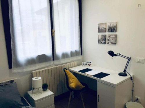 Room in Via Palestro, Padova with 7 bedrooms