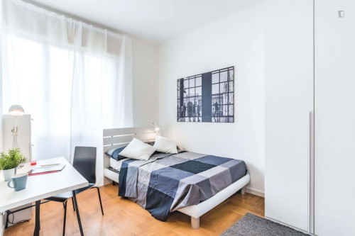 Room in Via Umago, Padova for 100 m² with 6 bedrooms