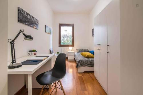 Room in Via Palestro, Padova with 7 bedrooms