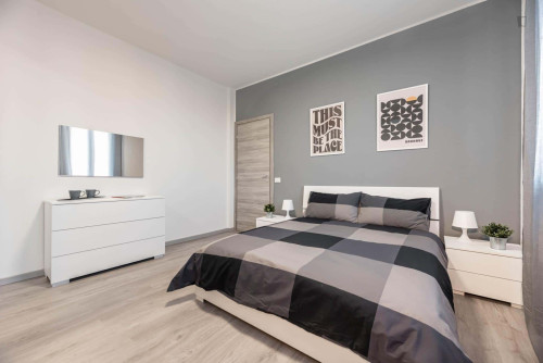 Room in Via Spalato, Padova for 80 m² with 5 bedrooms