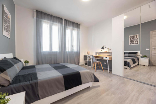 Room in Via Spalato, Padova for 80 m² with 5 bedrooms