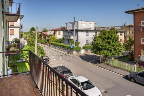 Room in Via Spalato, Padova for 80 m² with 5 bedrooms