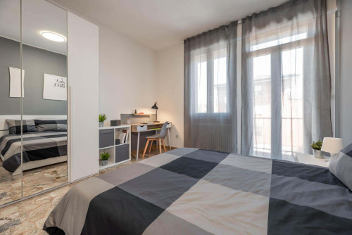 Room in Via Spalato, Padova for 80 m² with 5 bedrooms