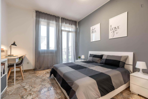 Room in Via Spalato, Padova for 80 m² with 5 bedrooms