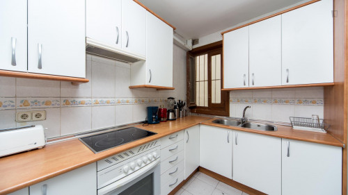 Enchanting single bedroom near La Latina metro station  - Gallery -  5