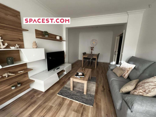 Apartment in Rúa Troncoso, Vigo for 110 m² with 3 bedrooms