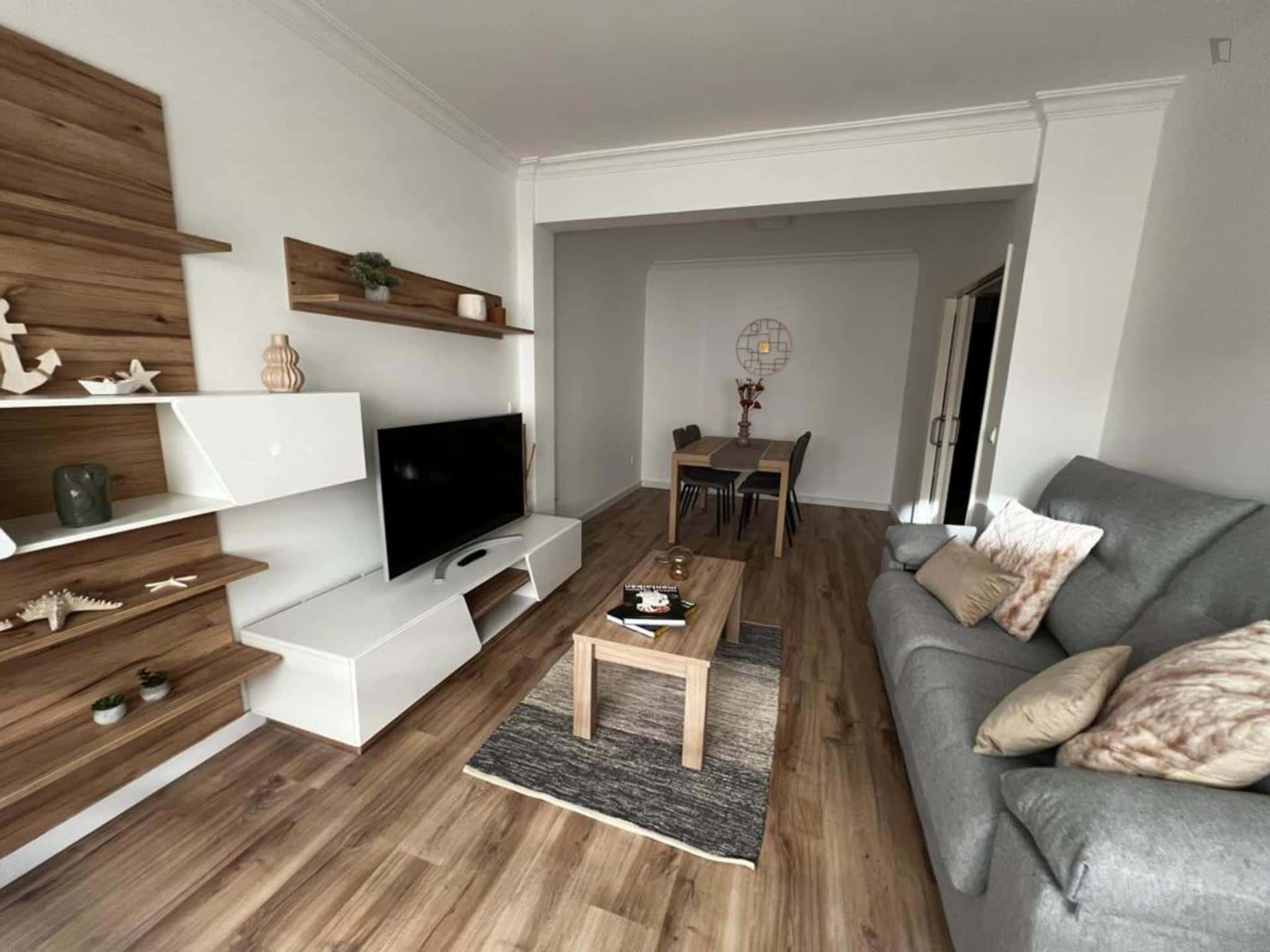Apartment In Rúa Troncoso, Vigo For 110 M² With 3 Bedrooms - 2