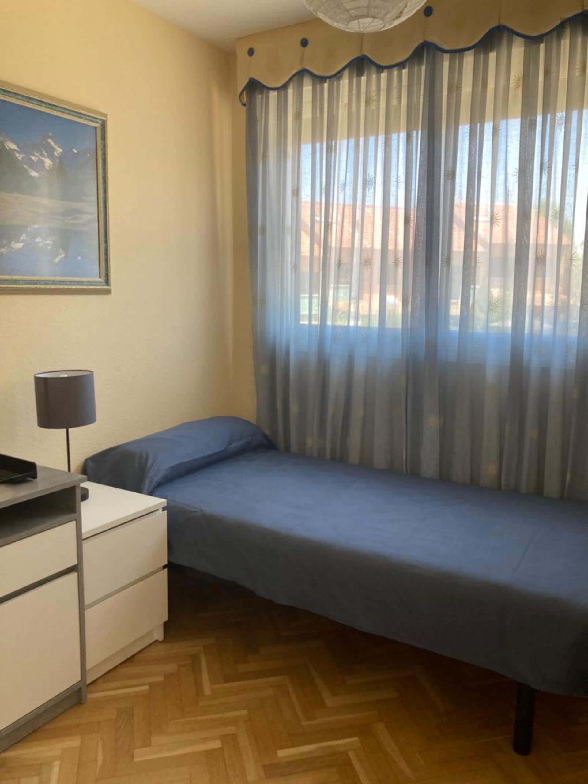  Room In Calle Del Madroño, Leganés With 3 Bedrooms  -  Room in Calle del Madroño, Leganés with 3 bedrooms  - Gallery -  2
