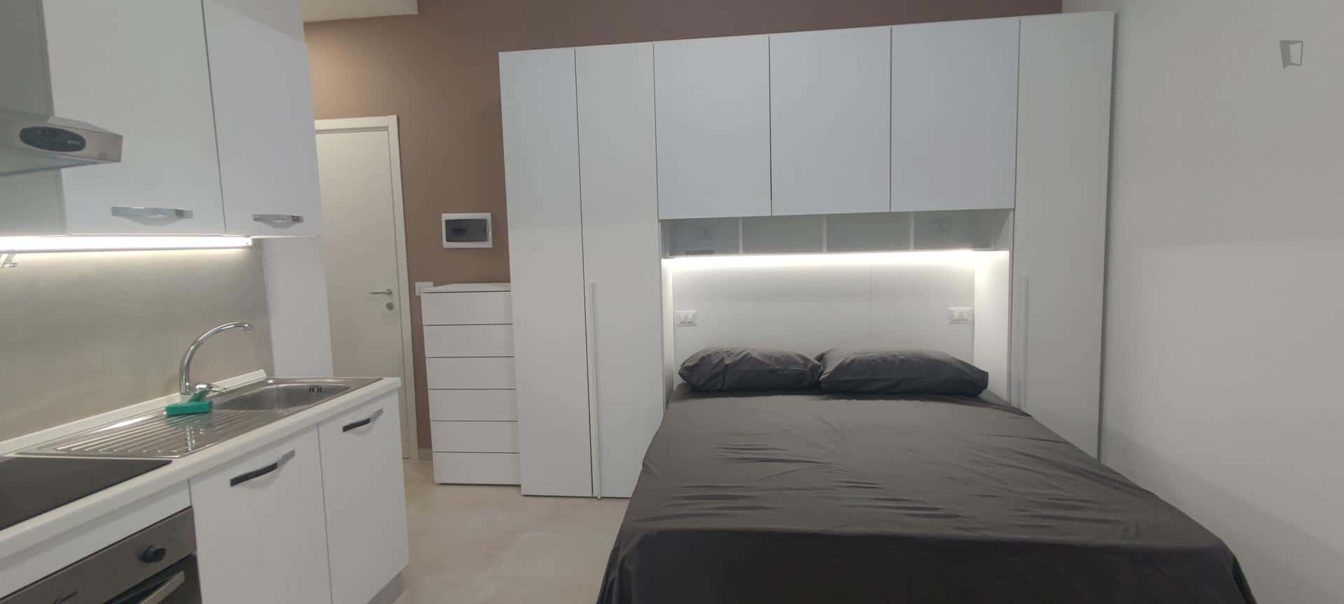 Apartment In Via Vagliasindi, Catania For 30 M² - 1