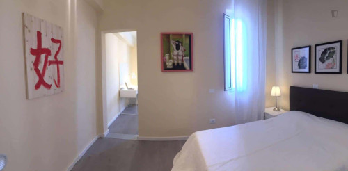 Room in Via dell'Anconella, Firenze for 66 m² with 2 bedrooms