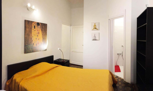 Room in Via Guelfa, Firenze with 4 bedrooms