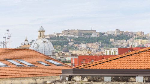 Cozy Slooping Rooftop - Gallery - 21