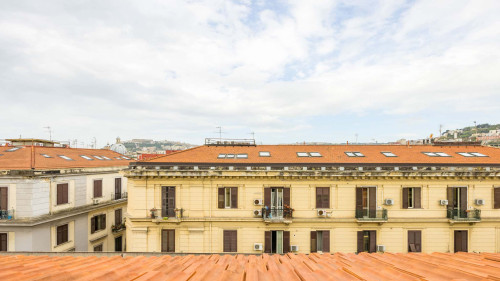 Cozy Slooping Rooftop - Gallery - 32