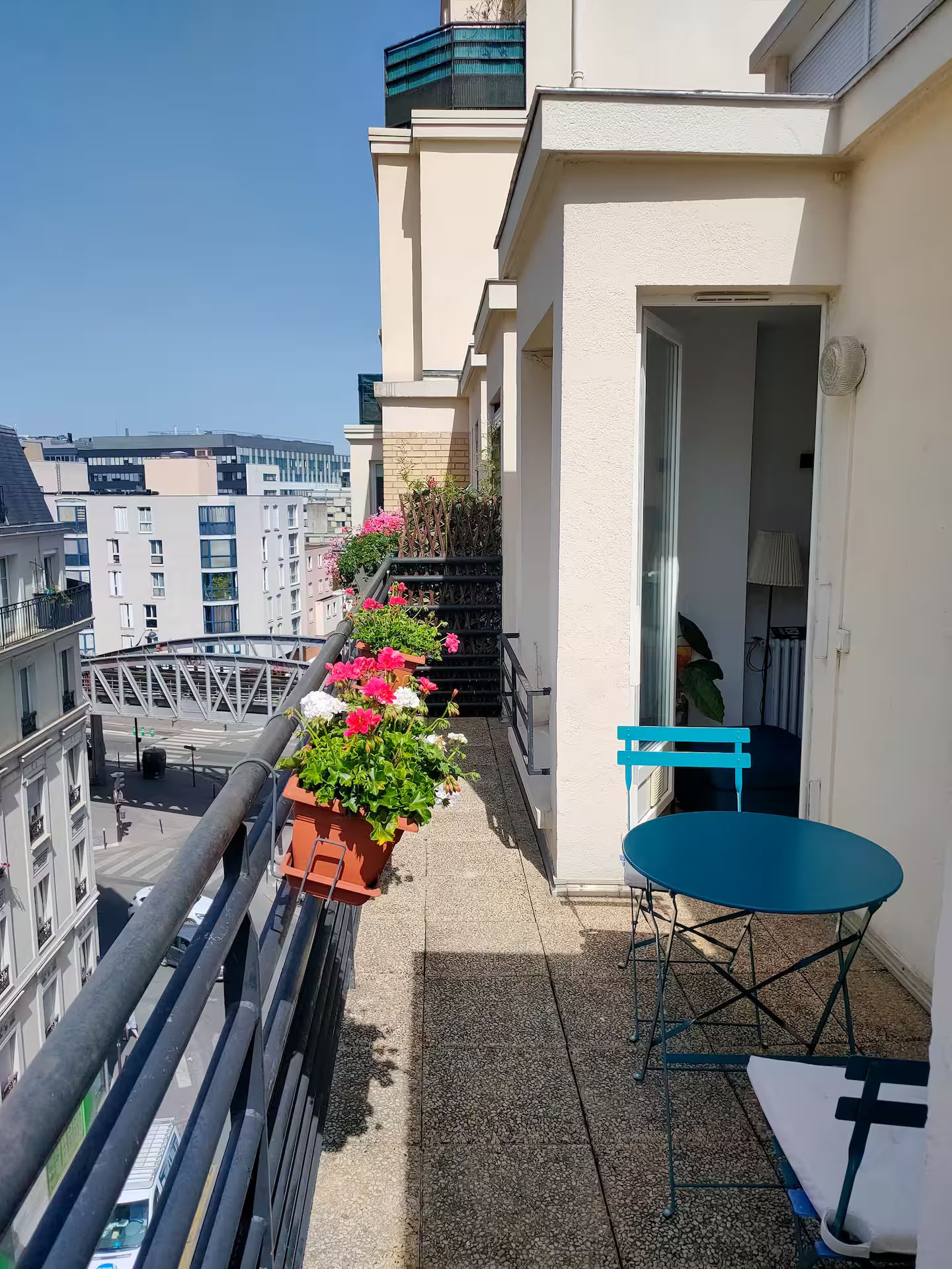  Charming Studio With Large Balcony And Air Condition And Elevator ( 6th Floor) | Metro Chevaleret  -  Charming Studio with Large Balcony and air condition and elevator ( 6th floor) | Metro Chevaleret  - Gallery -  11