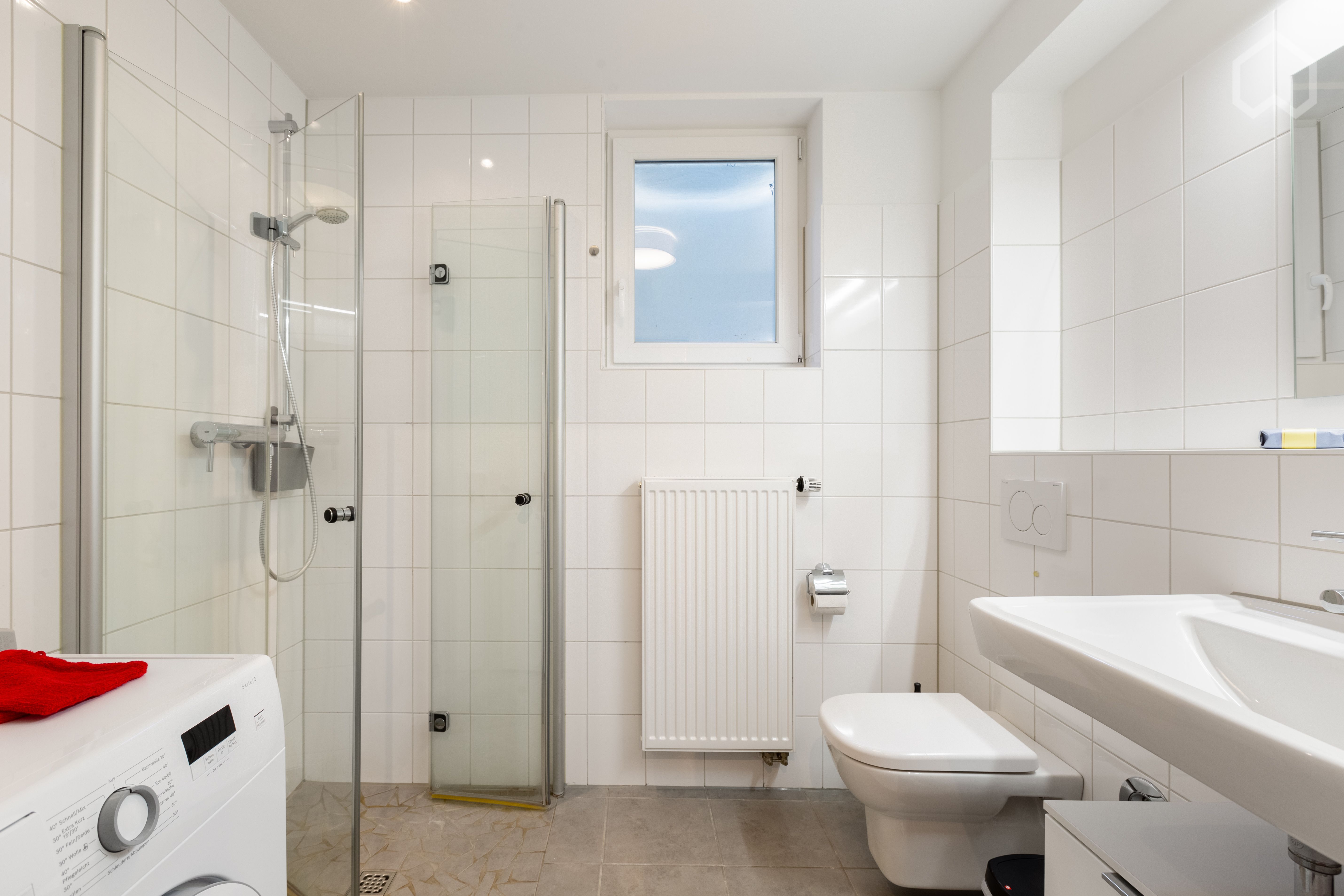 All-Inclusive 2-Room Apartment (54 Sqm), Located Close To Bonn City Center—offering You Relaxed, Qui - All-inclusive 2-room apartment (54 sqm), located close to Bonn city center—offering you relaxed, quiet privacy—featuring comfortable furnishings, a clean design, and fast Wi-Fi - Gallery - 8