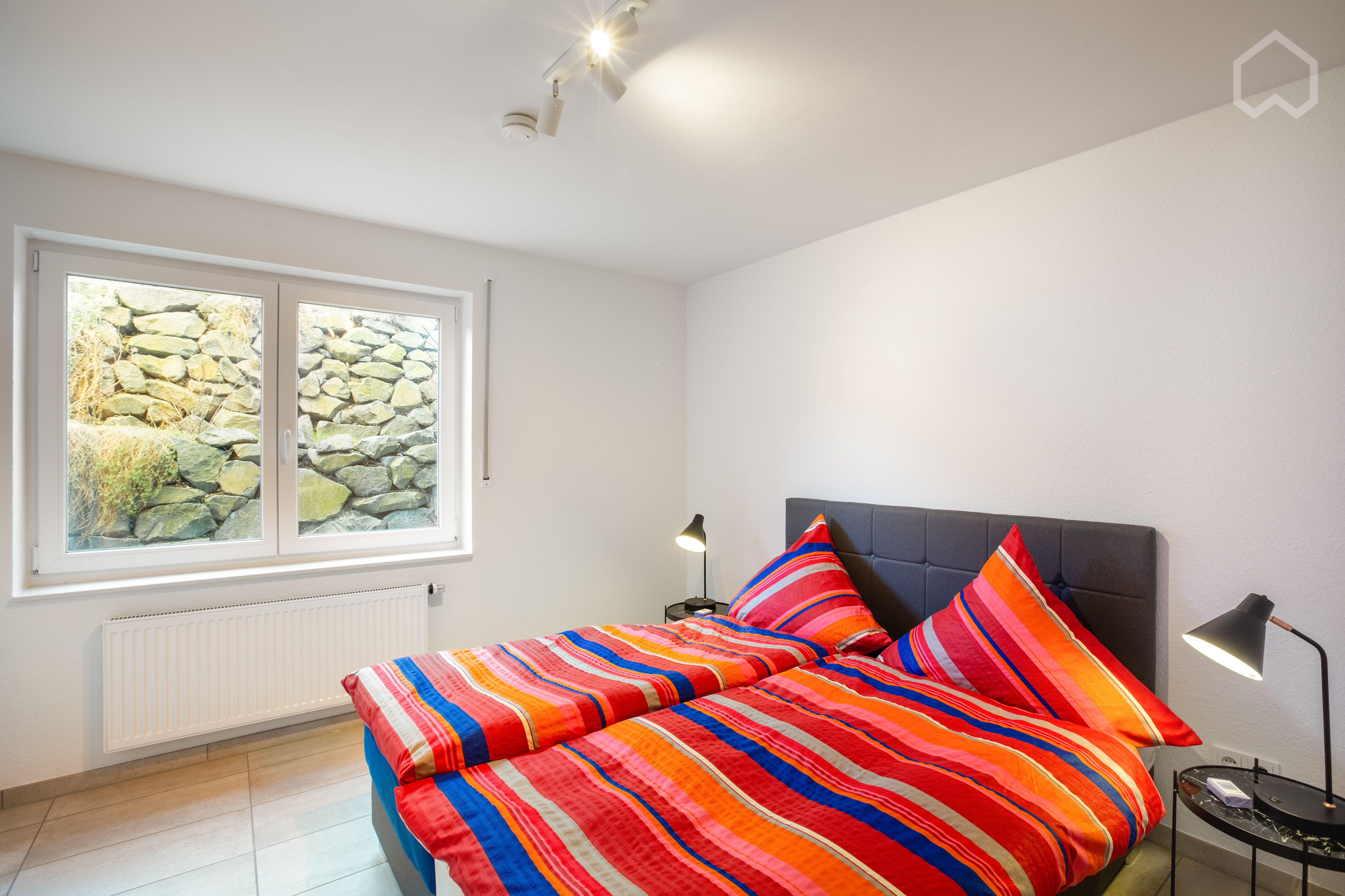 All-Inclusive 2-Room Apartment (54 Sqm), Located Close To Bonn City Center—offering You Relaxed, Qui - All-inclusive 2-room apartment (54 sqm), located close to Bonn city center—offering you relaxed, quiet privacy—featuring comfortable furnishings, a clean design, and fast Wi-Fi - Gallery - 16